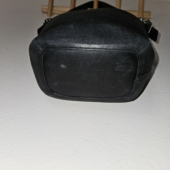 Coach Vintage Legacy 9186 Black Bucket Duffle Bag - Picture 8 of 13